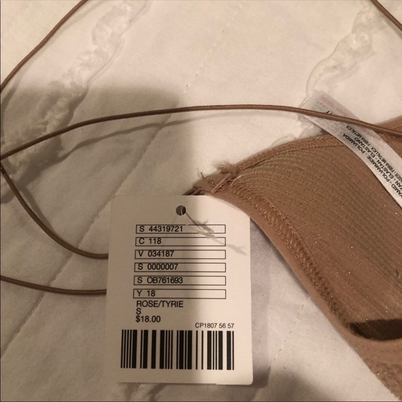 Urban Outfitters crop - Picture 4 of 4